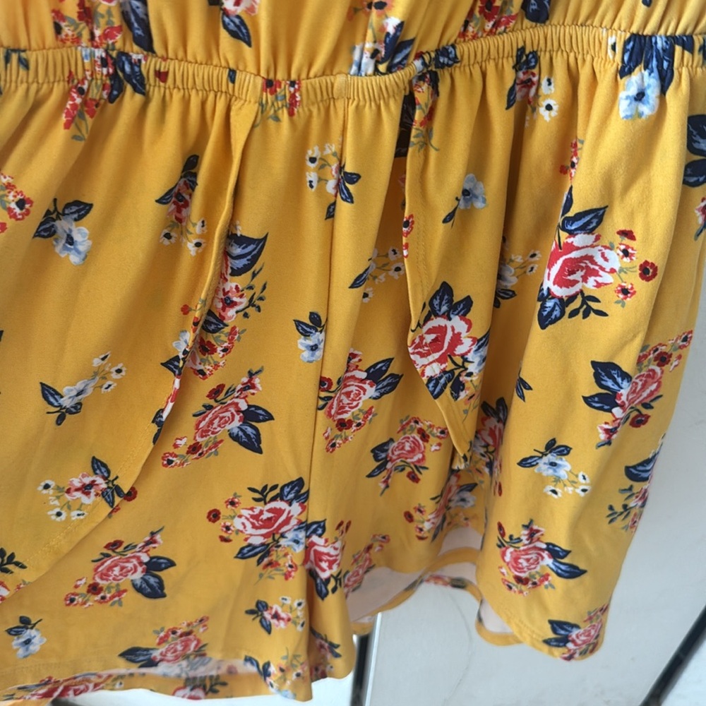 Yellow Ruffled Off-Shoulder Sundress - Picture 3 of 6